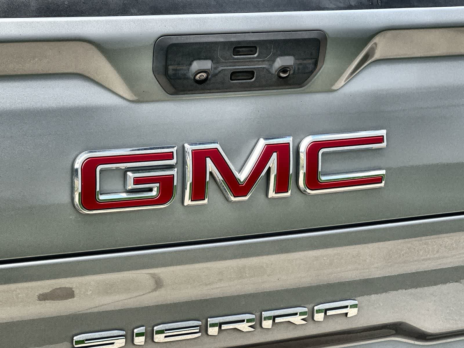 Used 2023 GMC Sierra 1500 SLT w/ SLT Premium Plus Package AWD/4WD image 16