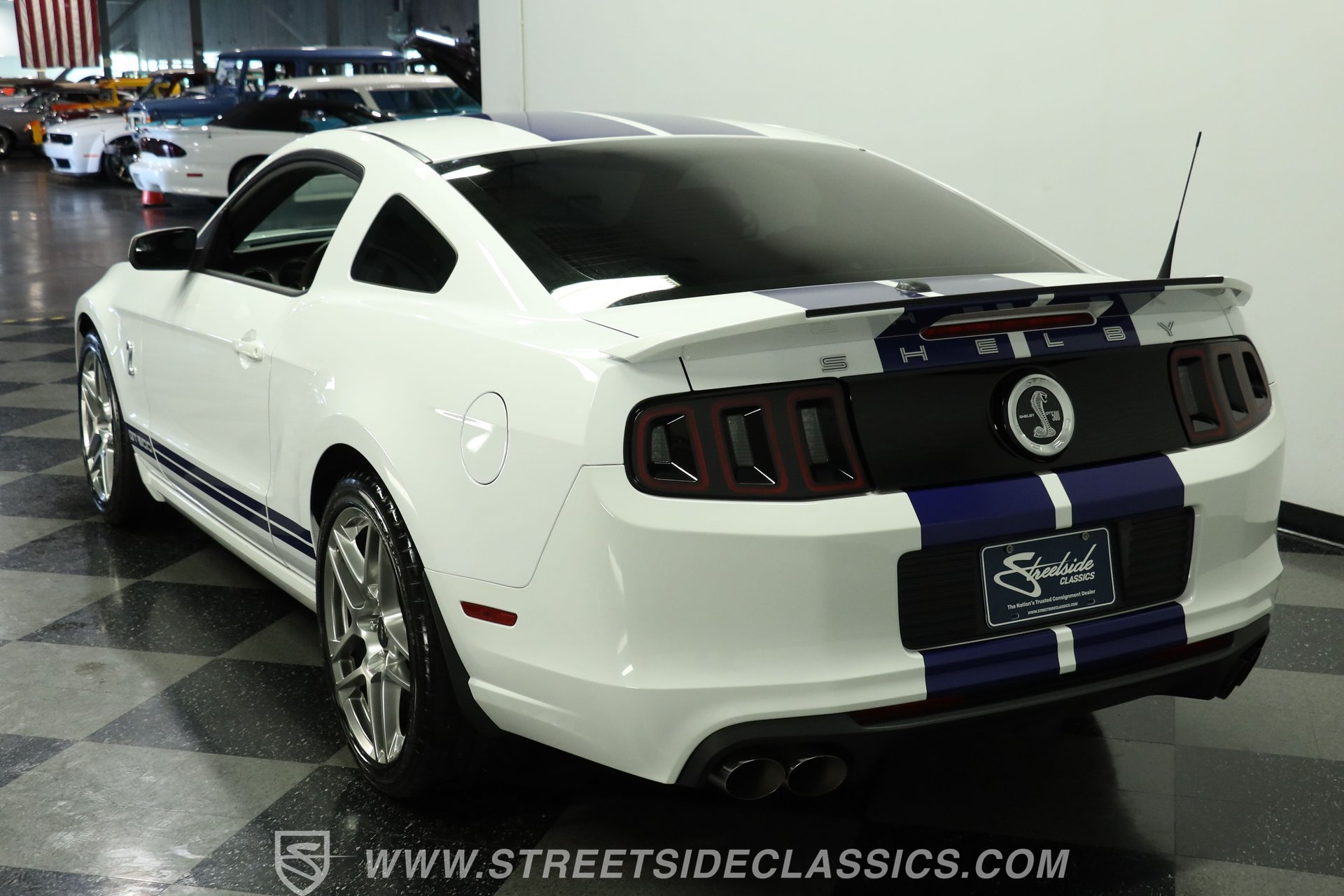 Used 2014 Ford Mustang Shelby GT500 RWD image 8