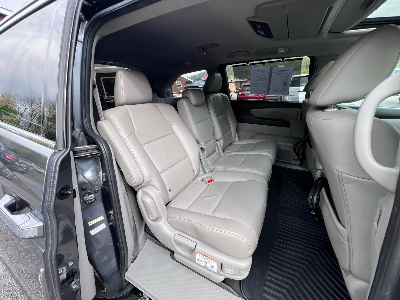 Used 2012 Honda Odyssey Touring image 32