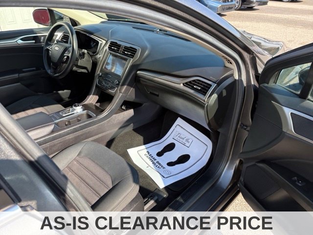Used 2019 Ford Fusion SE FWD image 41