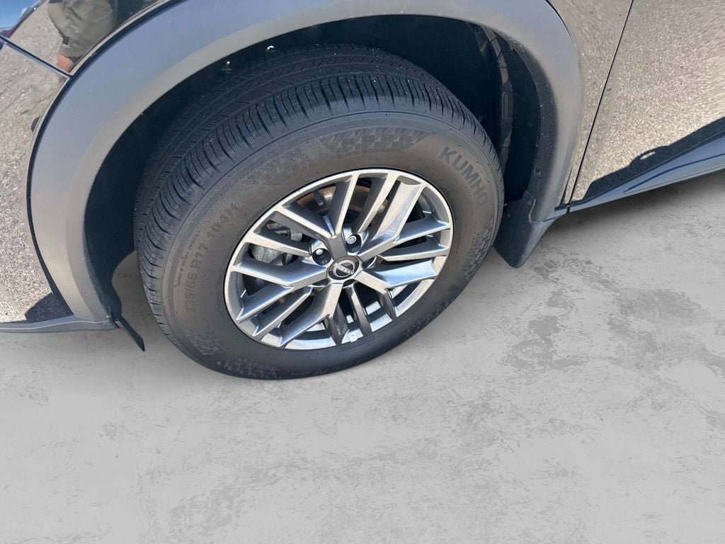 Certified 2025 Nissan Rogue S AWD/4WD image 11
