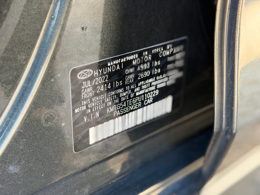 Used 2023 Genesis G70 3.3T w/ Sport Prestige Package image 22