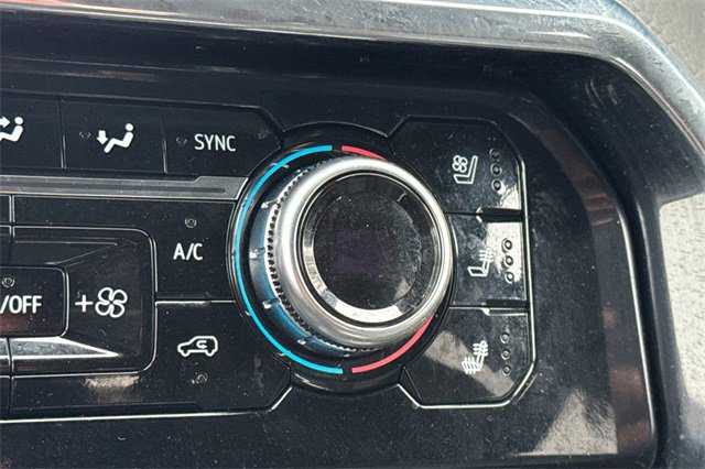 Used 2025 GMC Sierra 2500 Denali image 30