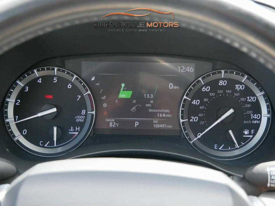 Used 2020 Toyota Highlander Platinum image 19