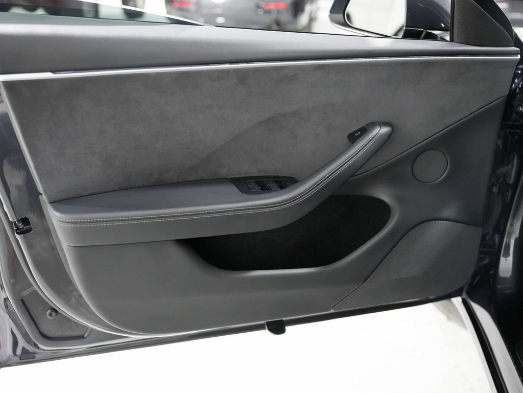 Used 2024 Tesla Model 3 Performance AWD/4WD image 32