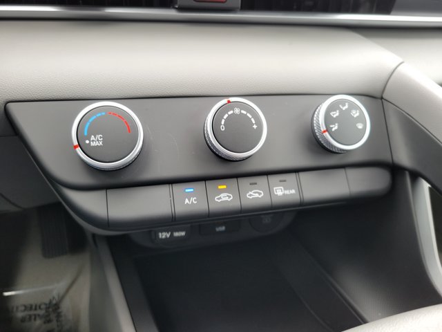 New 2026 Hyundai Elantra SE FWD image 15