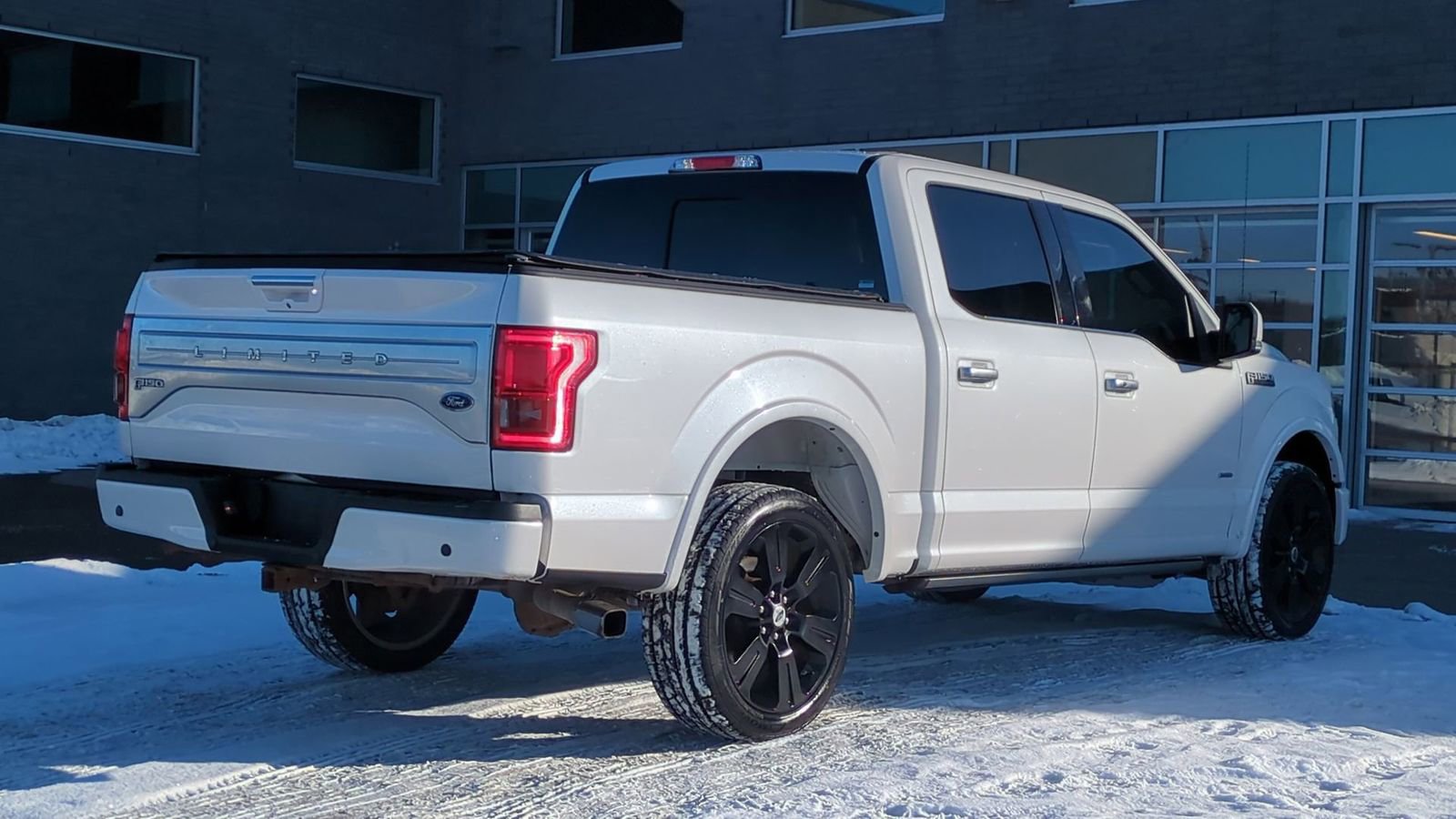 Used 2017 Ford F150 Limited w/ Trailer Tow Package image 7