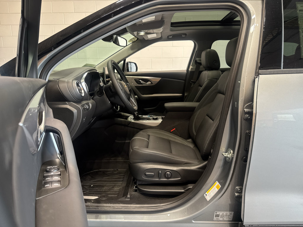 New 2026 Chevrolet Blazer LT w/ LPO, Floor Liner Package AWD/4WD image 14
