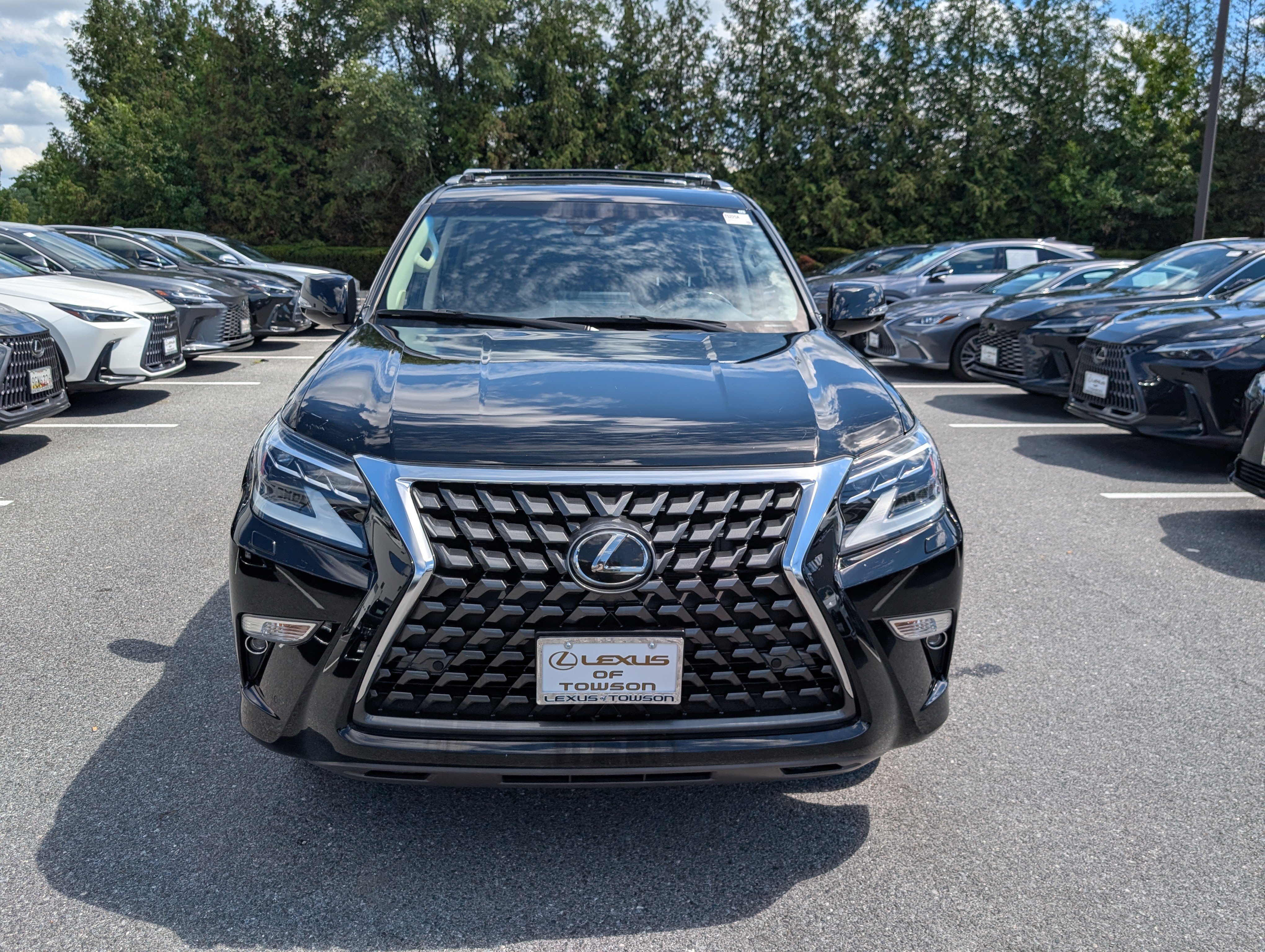 Used 2023 Lexus GX 460 Premium w/ Premium Package AWD/4WD image 8