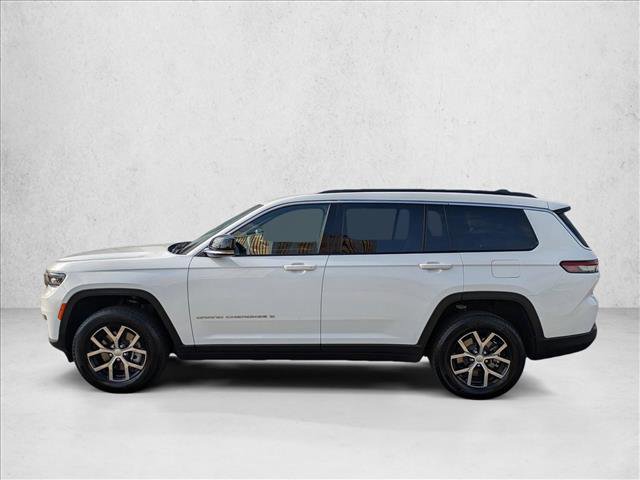 Used 2025 Jeep Grand Cherokee L Limited image 9