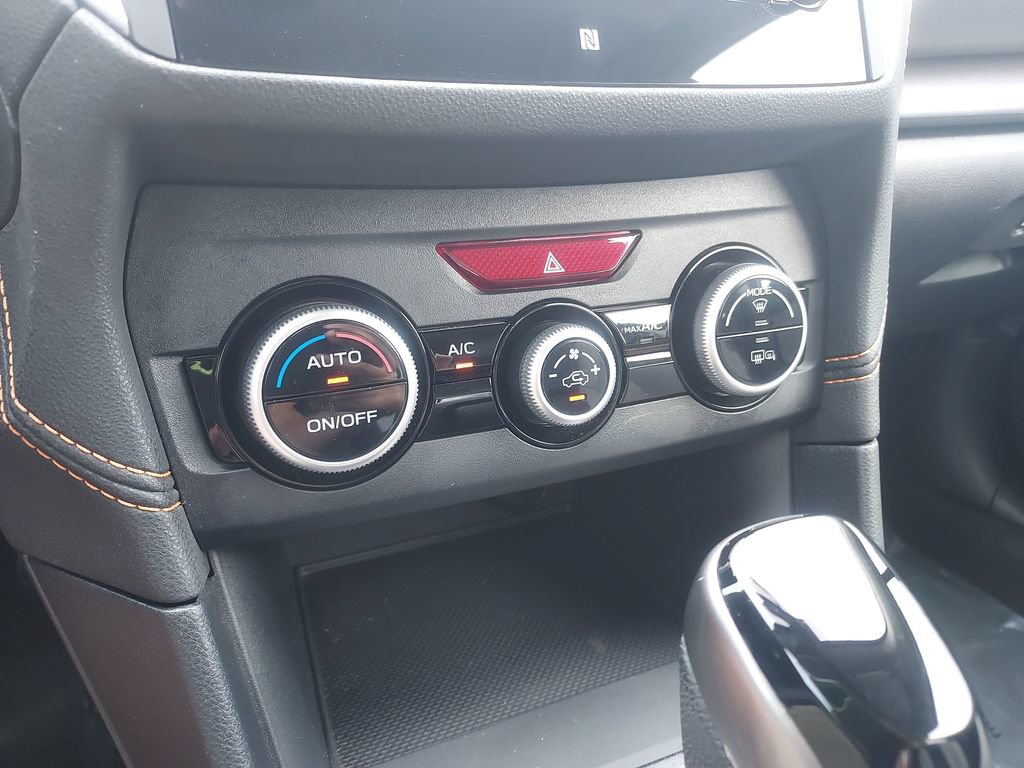 Used 2019 Subaru Crosstrek 2.0i Limited w/ Moonroof Package w/Navigation AWD/4WD image 17