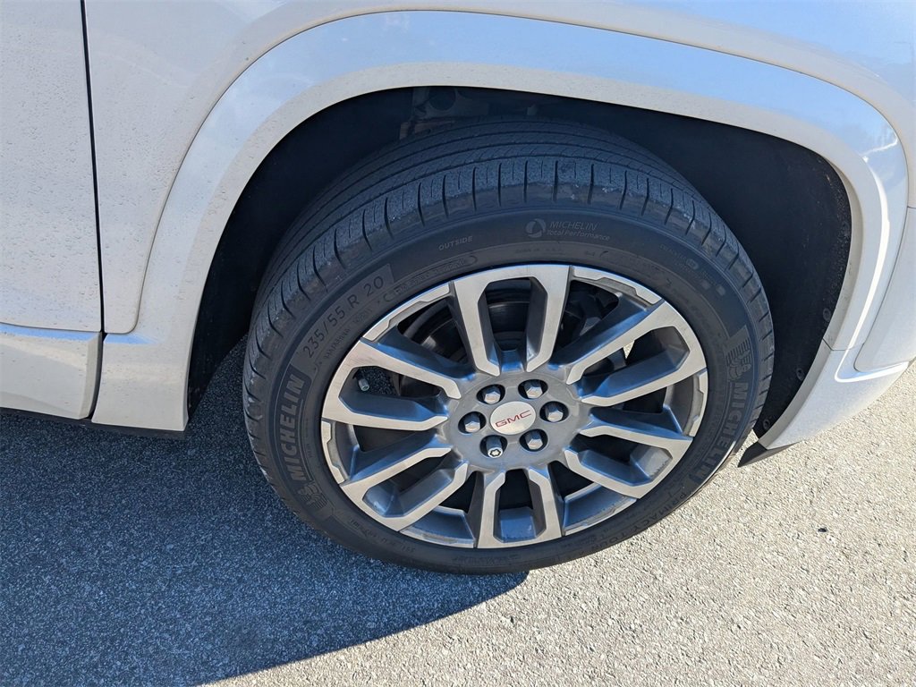 Used 2020 GMC Acadia Denali w/ Technology Package image 12