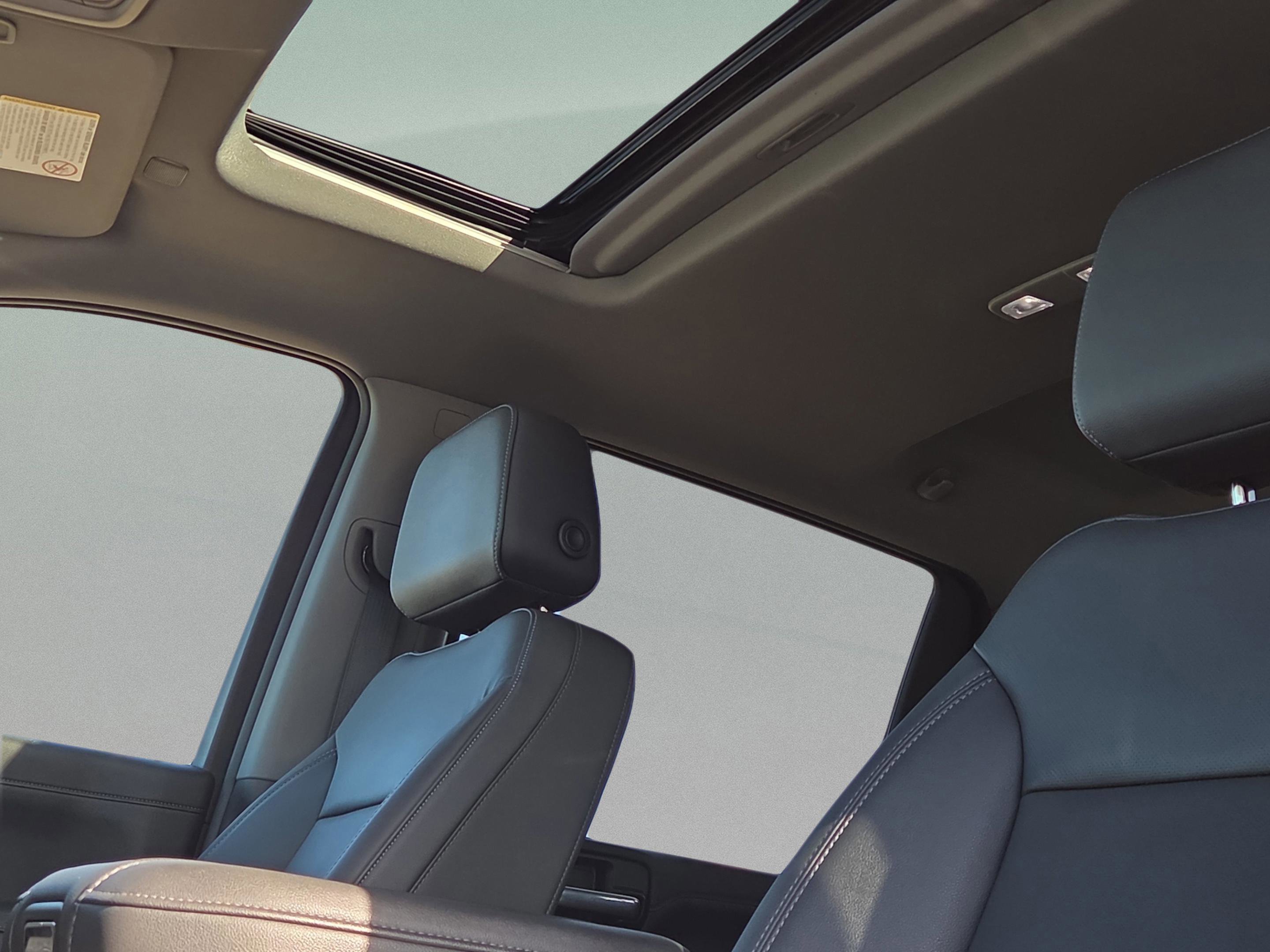 Used 2022 Chevrolet Silverado 2500 LTZ w/ LTZ Plus Package image 25