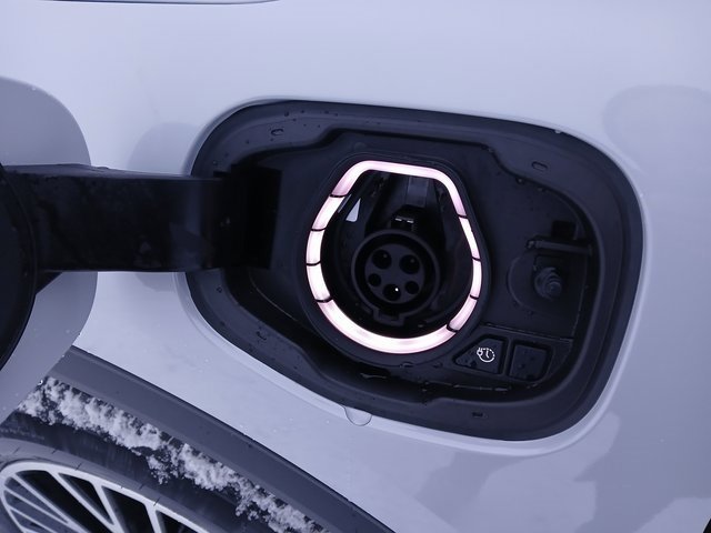 New 2026 Ford Escape SE w/ Class II Trailer Tow Package image 4