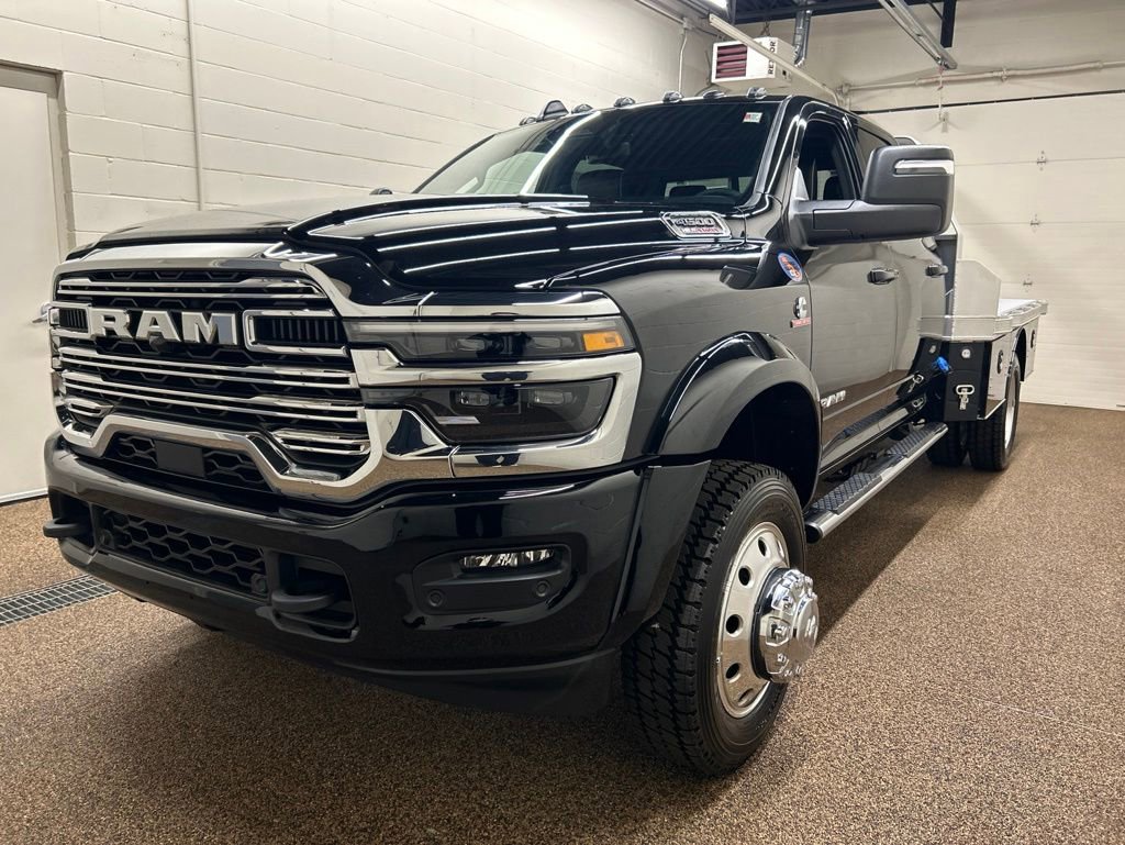 New 2026 RAM 4500 4x4 Crew Cab DRW w/ Laramie Trim Package image 29