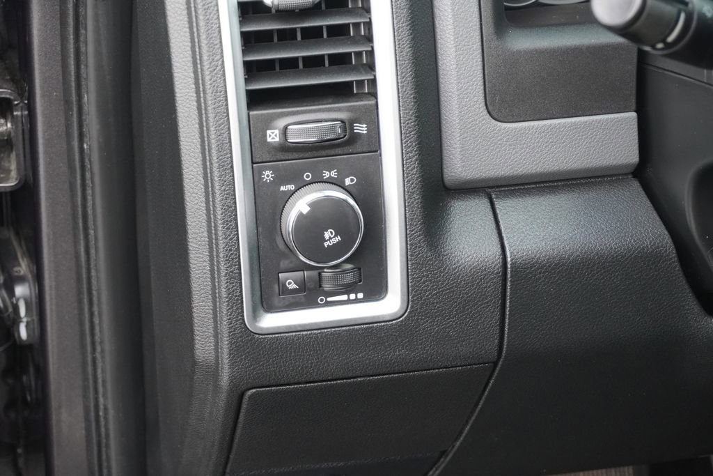 Used 2016 RAM 1500 Outdoorsman image 19