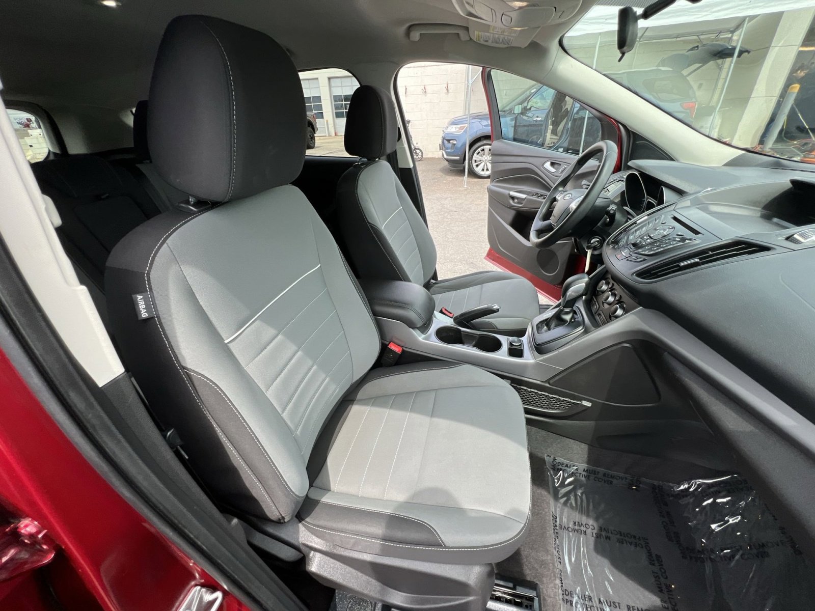 Used 2015 Ford Escape SE FWD image 33