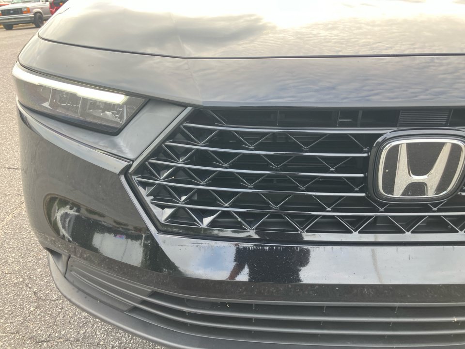 Used 2023 Honda Accord Sport image 28