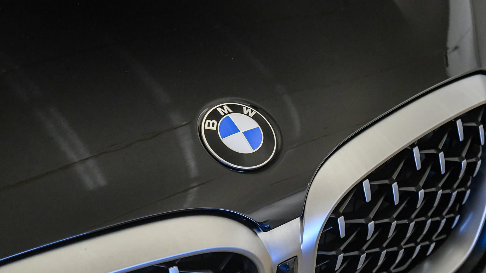 Certified 2023 BMW X4 xDrive30i w/ Convenience Package AWD/4WD image 7