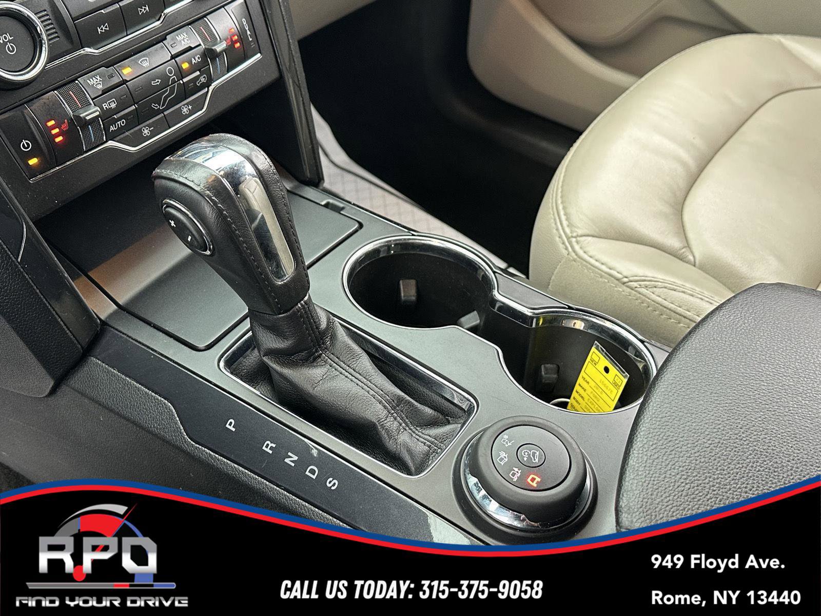 Used 2018 Ford Explorer XLT w/ Equipment Group 202A image 27