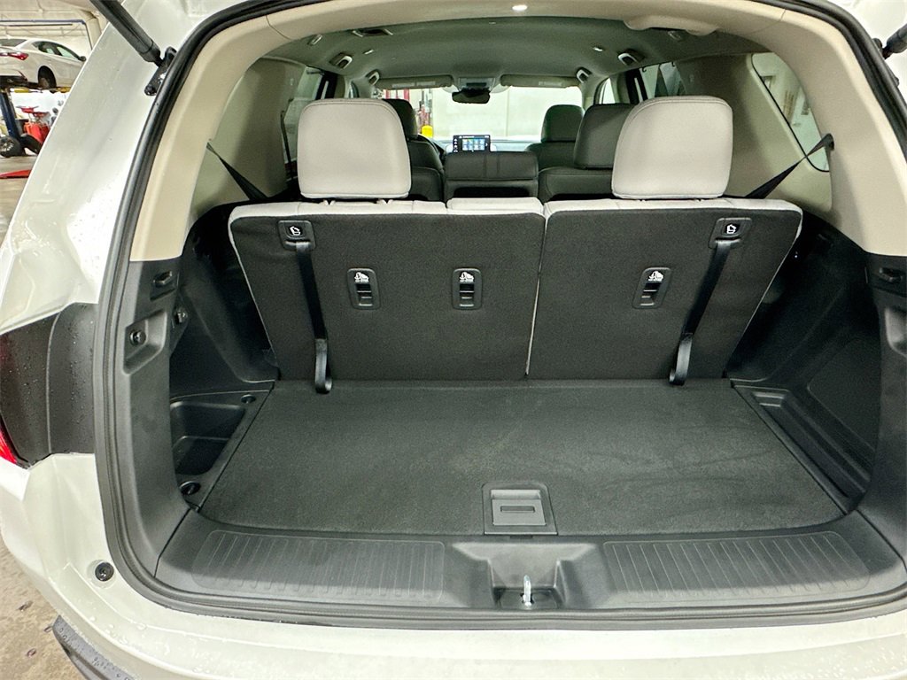 New 2025 Honda Pilot EX-L image 24