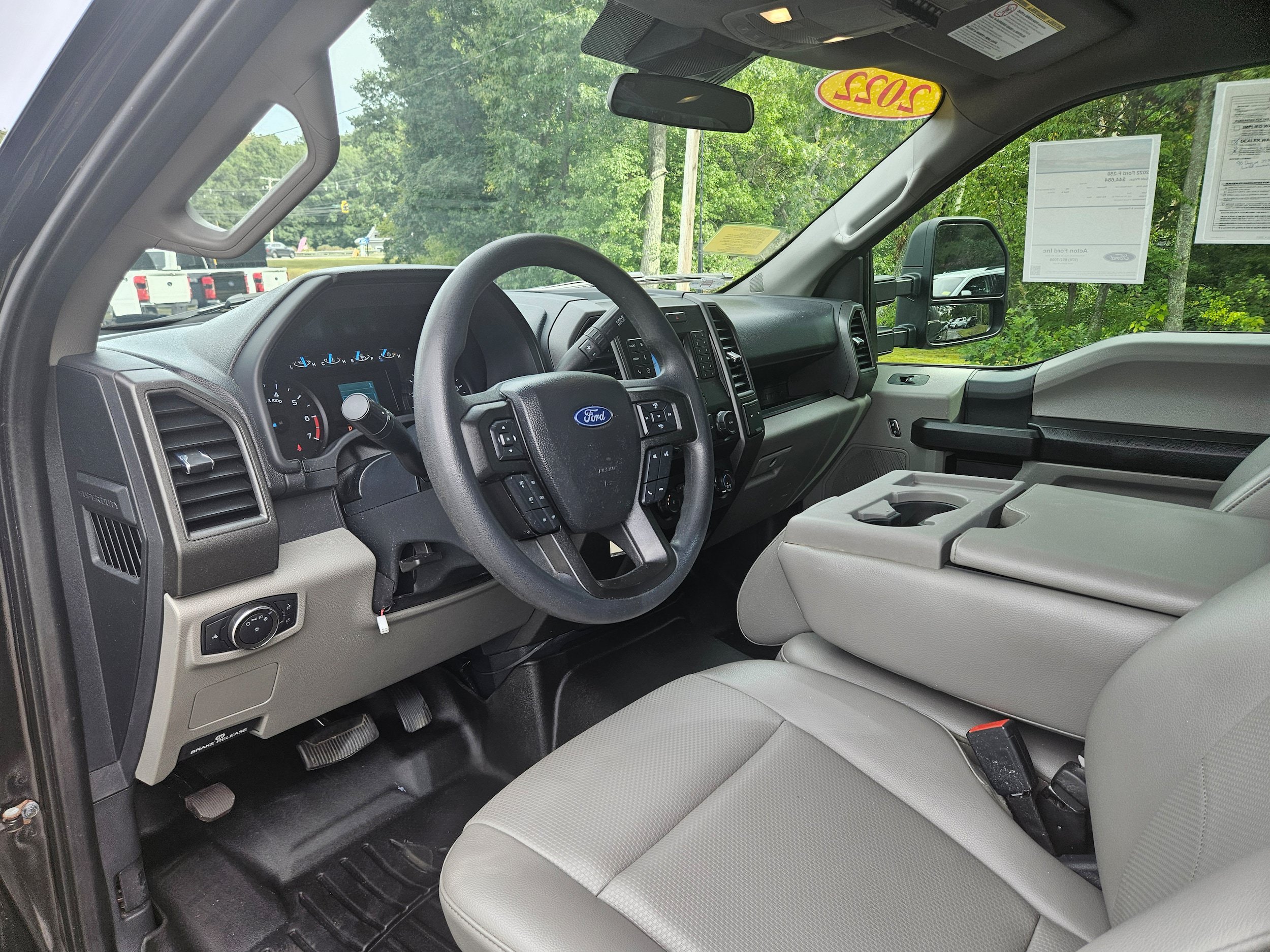 Used 2022 Ford F250 XL w/ STX Appearance Package AWD/4WD image 10
