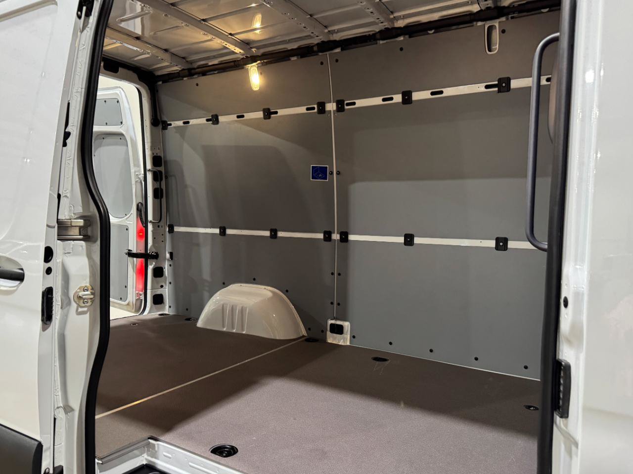 Used 2026 Mercedes-Benz Sprinter 2500 image 29
