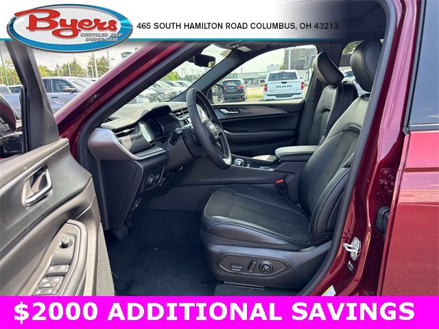 New 2025 Jeep Grand Cherokee L Altitude image 11