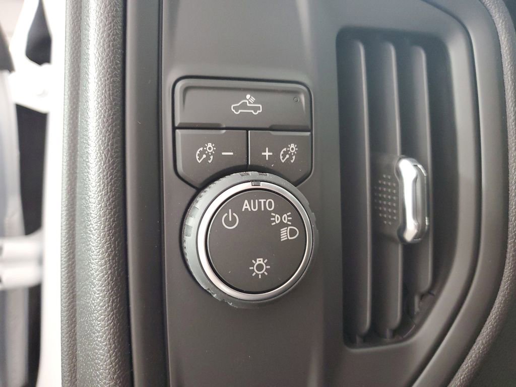 New 2026 Chevrolet Silverado 1500 W/T image 23