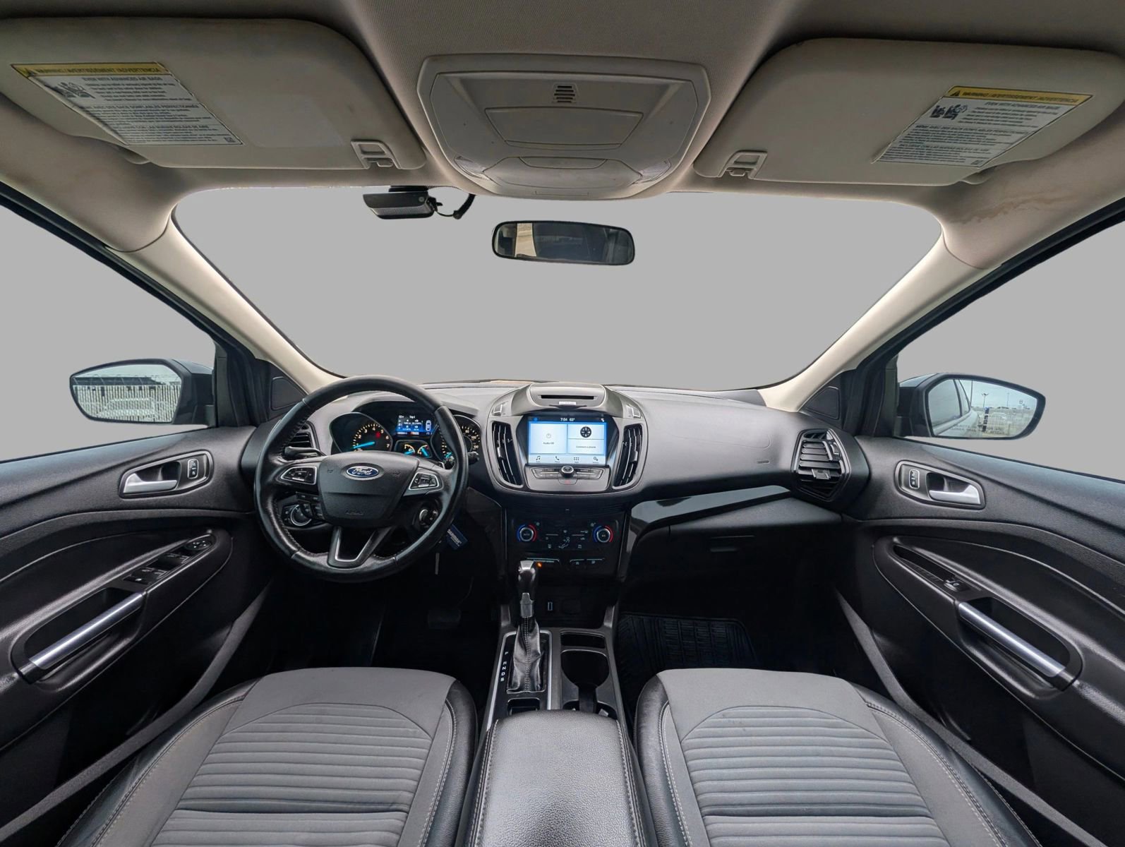 Used 2017 Ford Escape SE w/ Equipment Group 201A FWD image 28