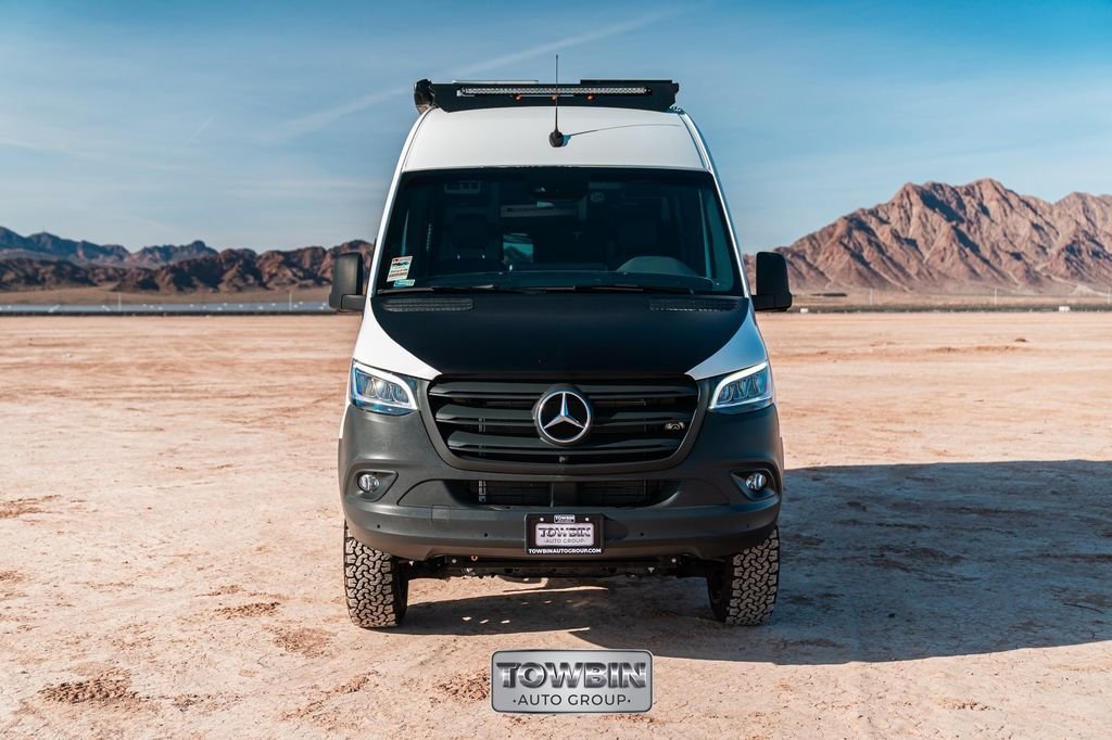 Used 2023 Mercedes-Benz Sprinter 2500 image 2