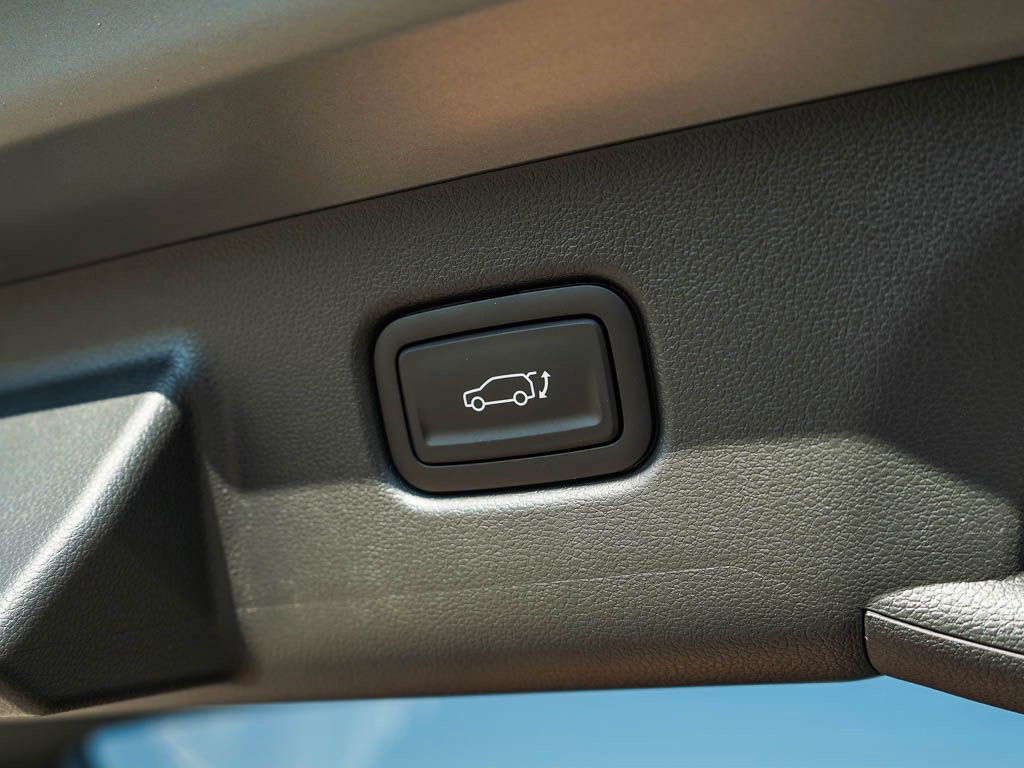 New 2026 Hyundai Kona Limited AWD/4WD image 9