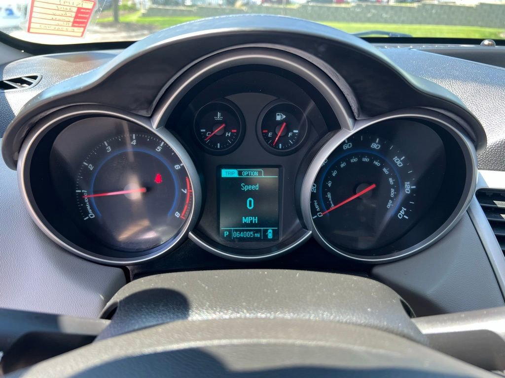 Used 2014 Chevrolet Cruze LS FWD image 36
