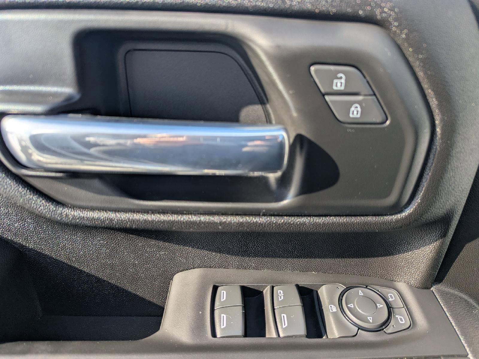 Certified 2025 Chevrolet Silverado 2500 Custom w/ Custom Convenience Package image 25