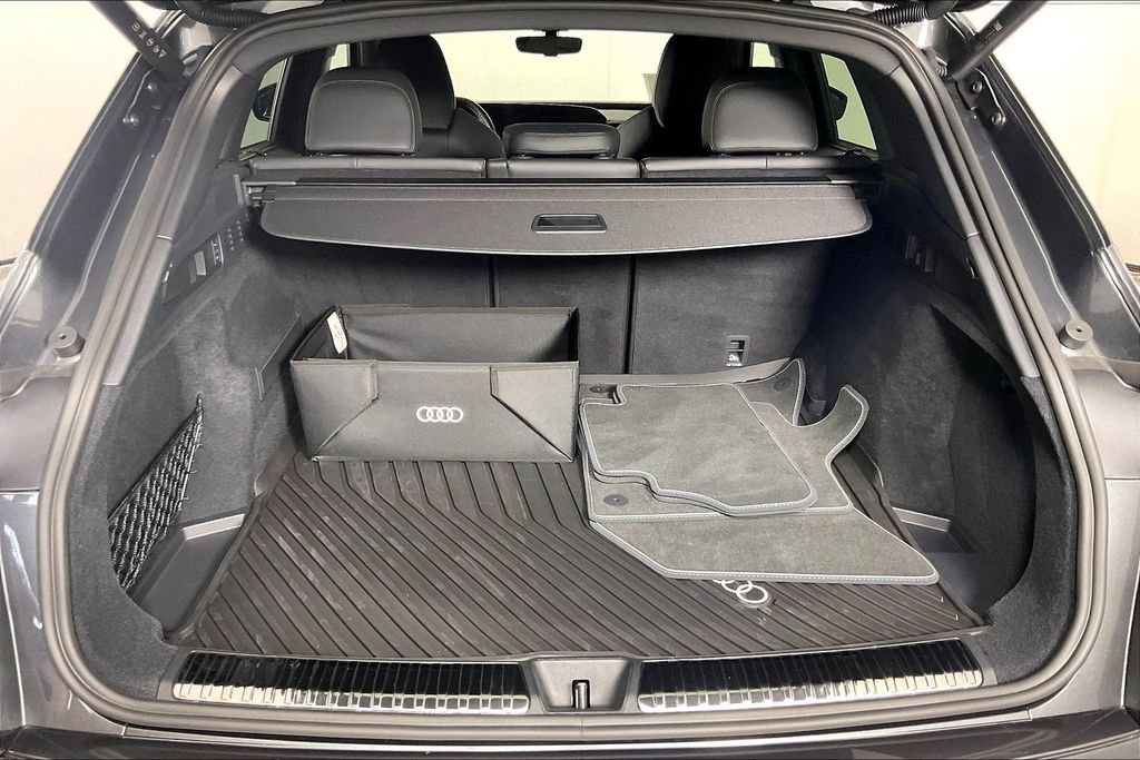 Used 2026 Audi SQ5 Premium Plus AWD/4WD image 27