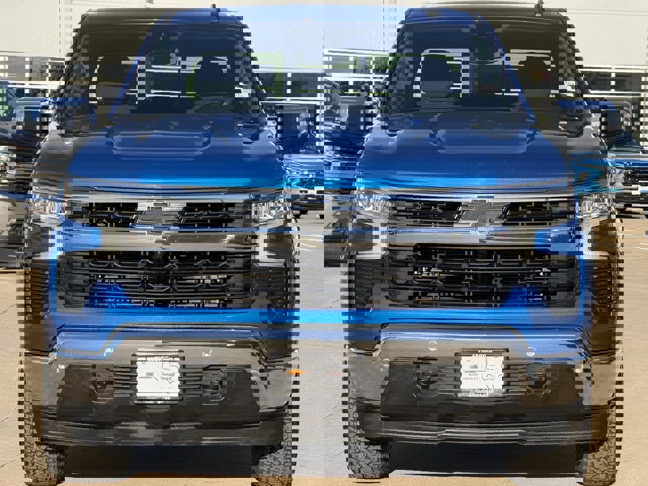 Used 2024 Chevrolet Silverado 1500 LT w/ Z71 Off-Road Package AWD/4WD image 7