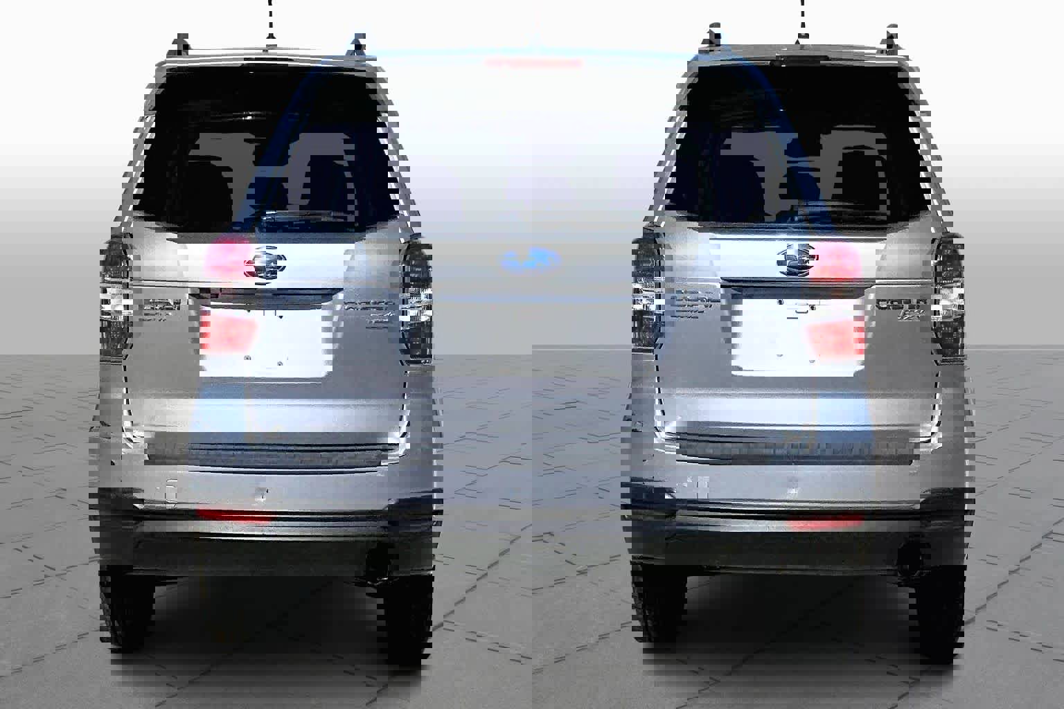 Used 2014 Subaru Forester 2.5i Limited w/ Popular Package #2 image 5