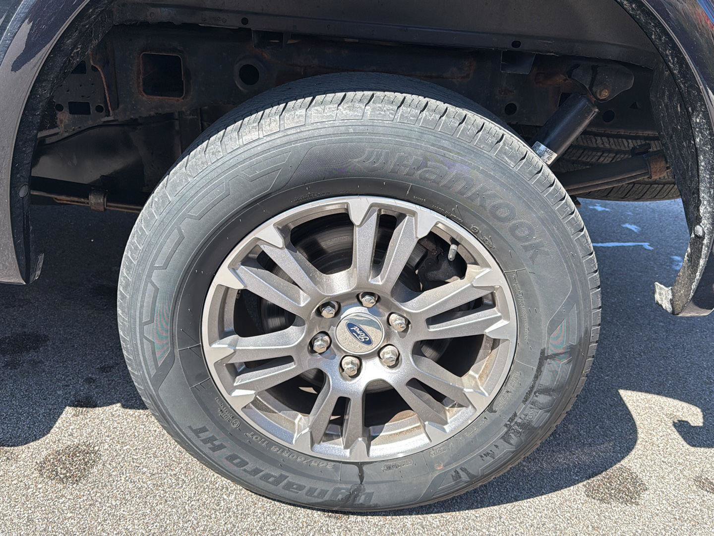 Used 2019 Ford F150 Lariat w/ Max Trailer Tow Package RWD image 16