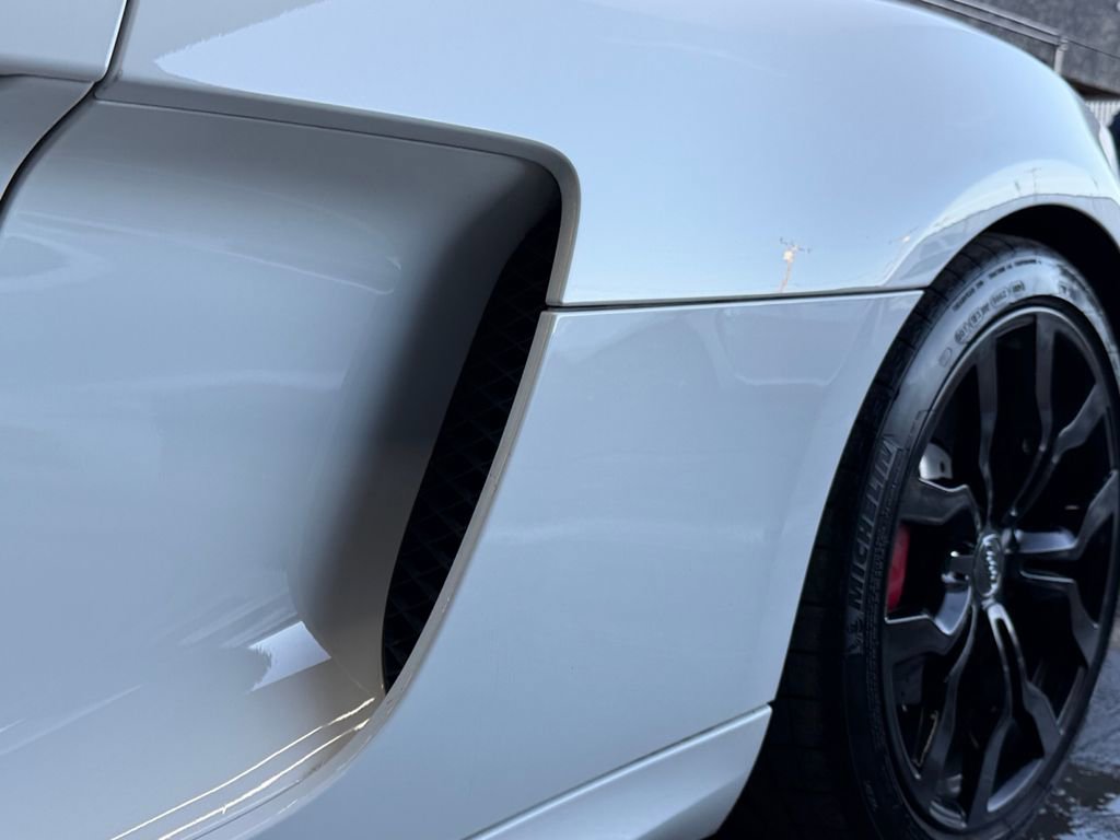 Used 2015 Audi R8 V10 image 26