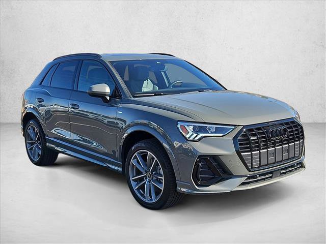 Certified 2025 Audi Q3 2.0T Premium w/ Convenience Package image 3