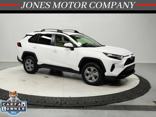 Used 2023 Toyota RAV4 LE AWD/4WD image 1