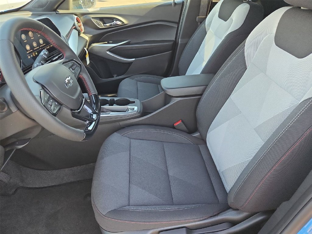 New 2026 Chevrolet Trax RS FWD image 10
