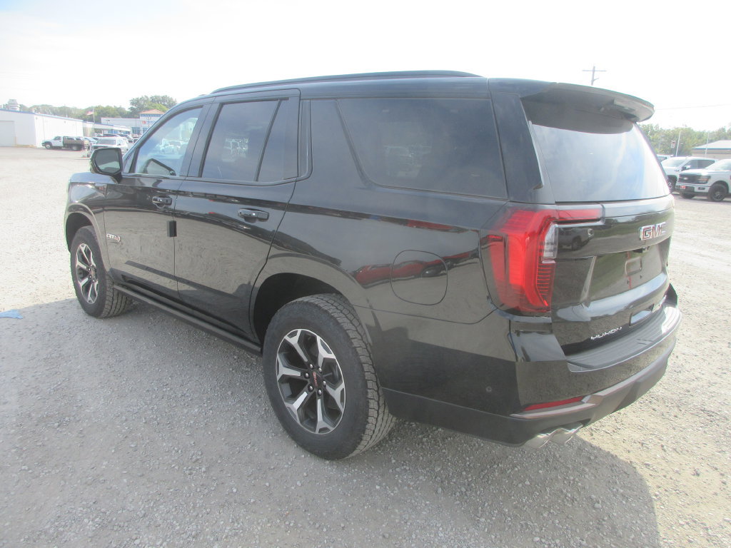 New 2027 GMC Yukon AT4 Ultimate AWD/4WD image 6