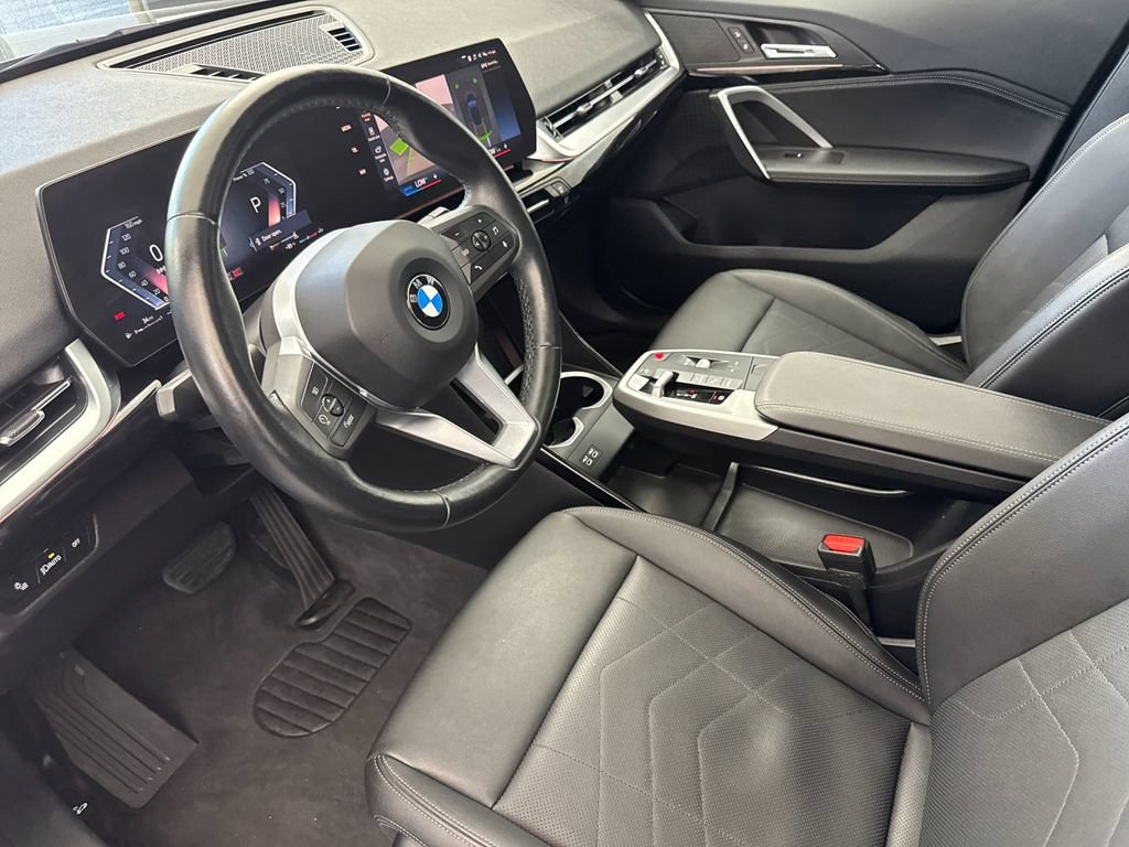Used 2023 BMW X1 xDrive28i w/ Convenience Package AWD/4WD image 9