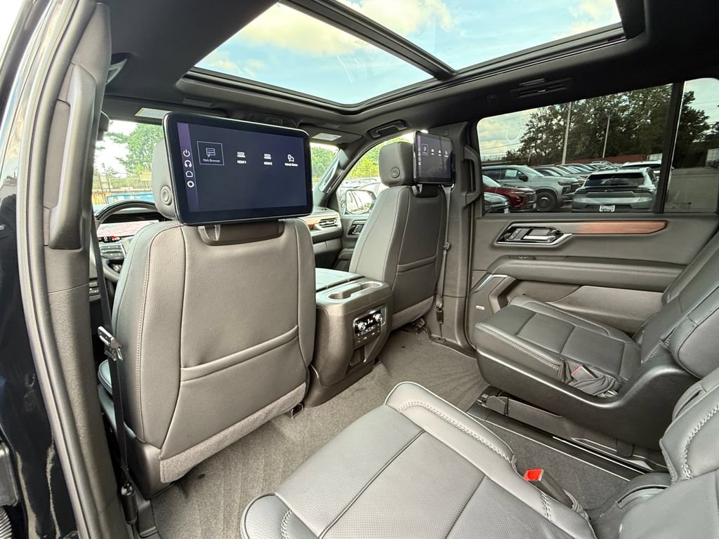 Used 2026 GMC Yukon XL Denali w/ Denali Reserve Package AWD/4WD image 26