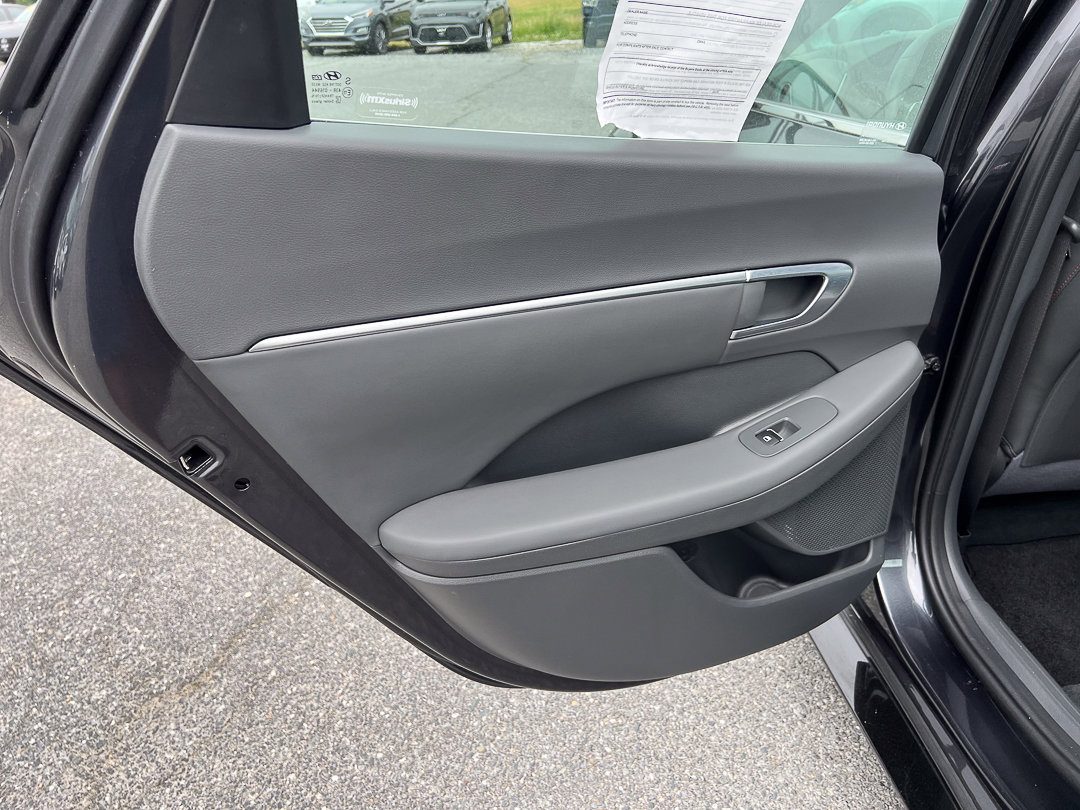 Used 2021 Hyundai Sonata SEL Plus FWD image 24