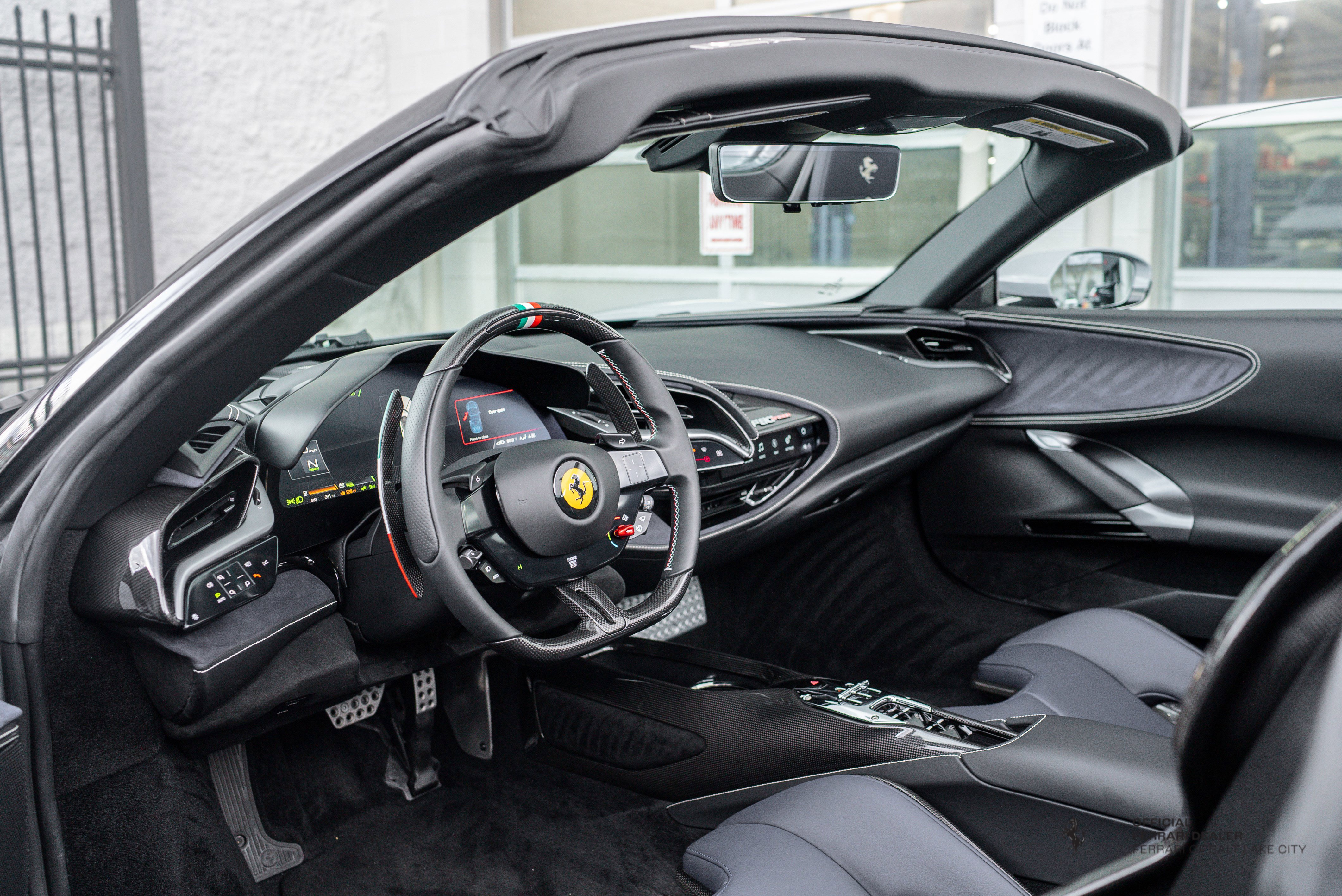 Used 2024 Ferrari SF90 Spider image 19
