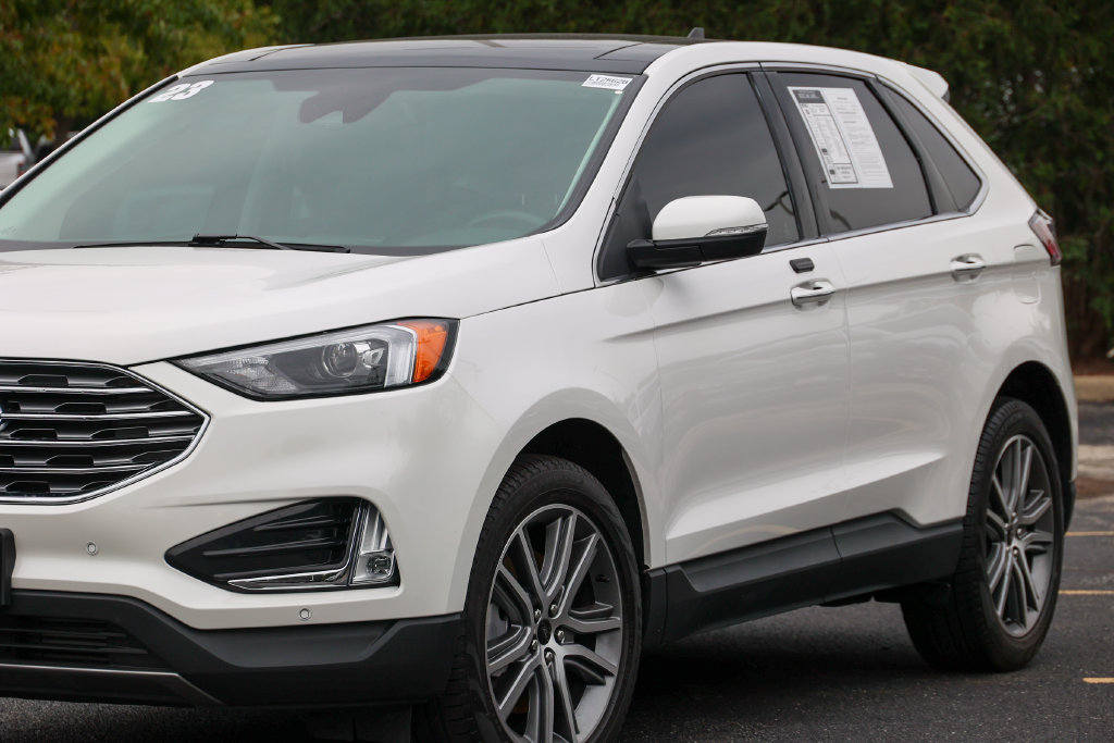 Certified 2023 Ford Edge Titanium w/ Class II Trailer Tow Package AWD/4WD image 19