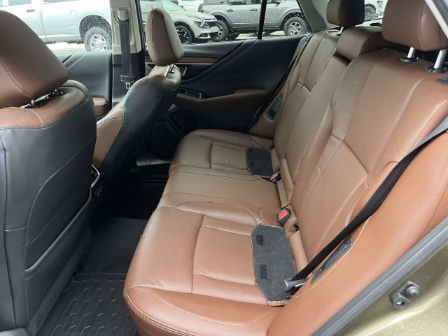 Used 2020 Subaru Outback Touring XT AWD/4WD image 13