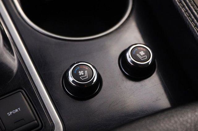 Used 2018 Nissan Maxima Platinum image 21